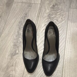 D&G Women's Classic Black Heels